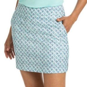 NWT, $118, VINEYARD VINES 17" Tiny Leaf Printed Skort - 0